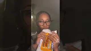 تاكل النشا بكمية كبيره  تاكل النشا بكمية كبيره