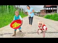 Download Lagu CUTIS \u0026 baby monkey clean up food special way makes Mom try not to laugh
