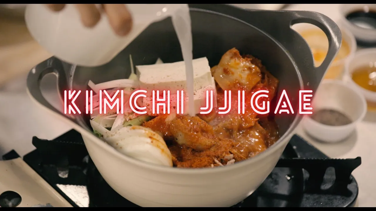 Easy Tuna Kimchi Stew (Kimchi Jjigae:  )