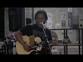 Lagu Nike Ardilla - Ingin Kulupakan (cover) | Masjewe [Live Cover] at The Layar Tancap Cafe