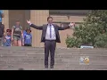 CBS Evening News Anchor Jeff Glor Channels His Inner Rocky During Philly Visit