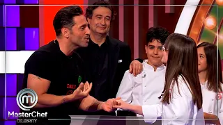 Bustamante canta con Valentina en el regreso de los Junior | Masterchef Celebrity Legends