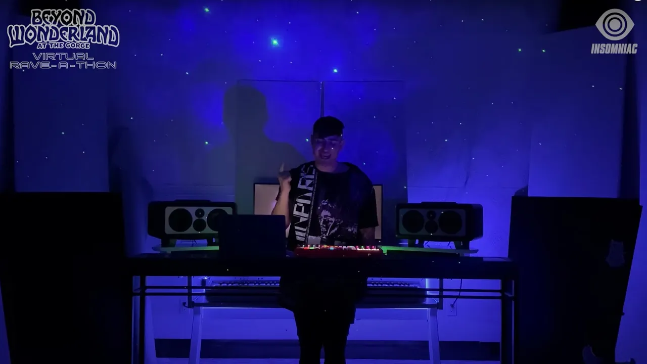 3LAU