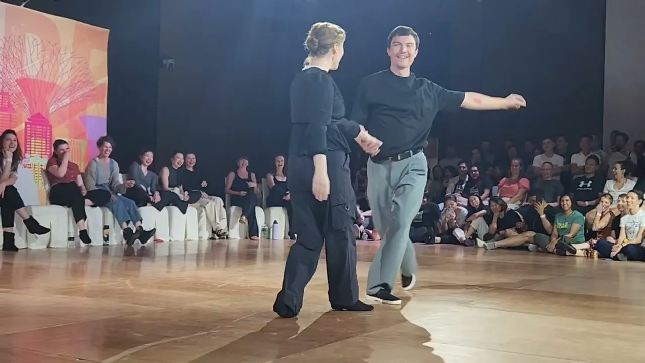 Semion Ovsiannikov & Victoria Henk - Invitational J&J Asia WCS Open 2024