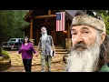 DUCK DYNASTY MILLIONS Inside Phil Robertson s UNBELIEVABLE Family Mansion Net Worth