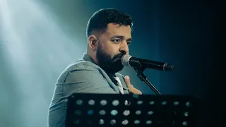 عمرو حسن   القصيدة النادرة  باندا  حفل الساقيه ابريل ٢٠٢٦  دندنها