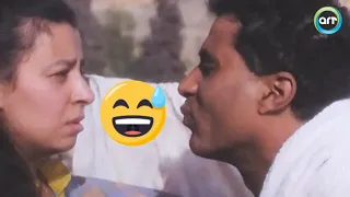 من فيلم سواق الهانم الفنان الراحل أحمد زكي و قبلته للفنانه عبلة كامل 