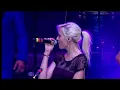 Tiene Espinas El Rosal (Live) ft. Jenny and the Mexicats