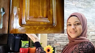 Cleaning Wooden Kitchens From Grease And Dirt No Matter How Big Without Water At All 