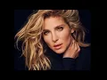 LA VIDA de la actriz ELSA PATAKY