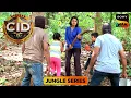 Download Lagu Criminals के साथ Fighting में बुरी तरह घायल हुई Shreya | CID | सी.आई.डी. | Jungle Series
