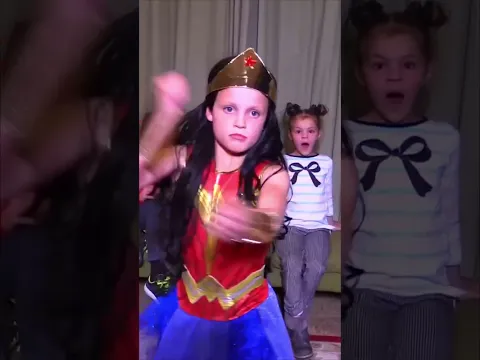 O que um vilão quer de um super herói! Ninja Kidz TV Português