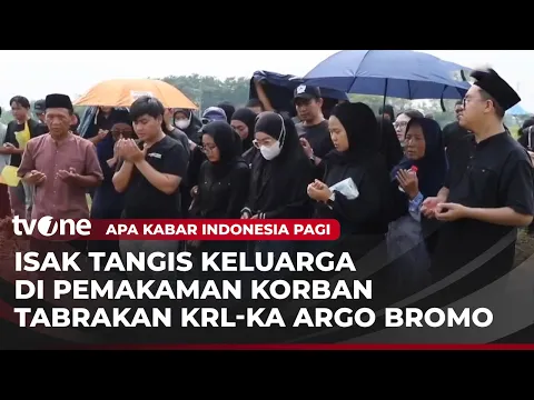 Suasana Duka di Pemakaman Korban Tabrakan KRL KA Argo Bromo