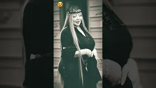 الملبن حلو اوي الملبن              بوسي            عمرو سلامه   قريبا  ملبن مصر   قريبا انتاج دندنها