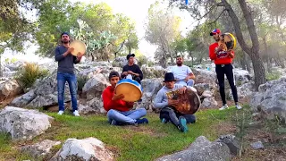 راكب عالحمراء رايس لبحار رايكم 