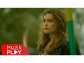 Download Lagu Hülya Avşar - Sensiz Kaldım (Official Video)