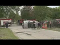 2-car crash sends 1 to hospital in Youngstown