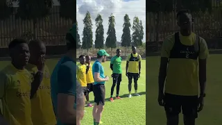 Romain Folz Na Jeshi Lake Wakiwa Avic Town 