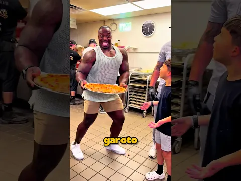 Ele PEGOU a Pizza do Garoto! #curiosidades #incrivel #engraçado