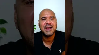 تخي ل أن كل رسالة ت عرض عليك مصممة لتقنعك بالتصويت لشخص معين هذا ما تفعله تقنيات التزييف العميق 