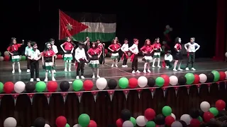 بكتب اسمك يا بلادي دندنها