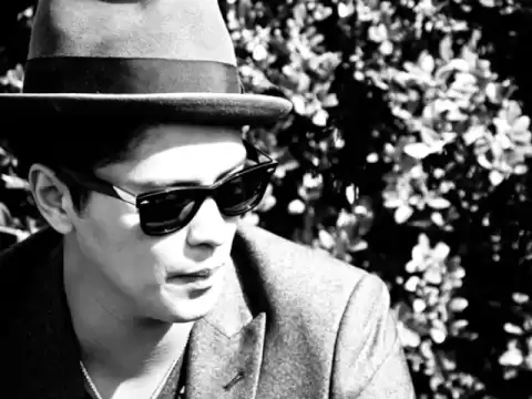 Download MP3 Bruno Mars - Talking to the moon