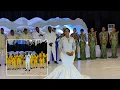 Download Lagu ELIUD SAMWEL NA MKE WAKE WAKISHINDANA KUCHEZA KWENYE HARUSI YAO/ UTAPENDA WEWE!