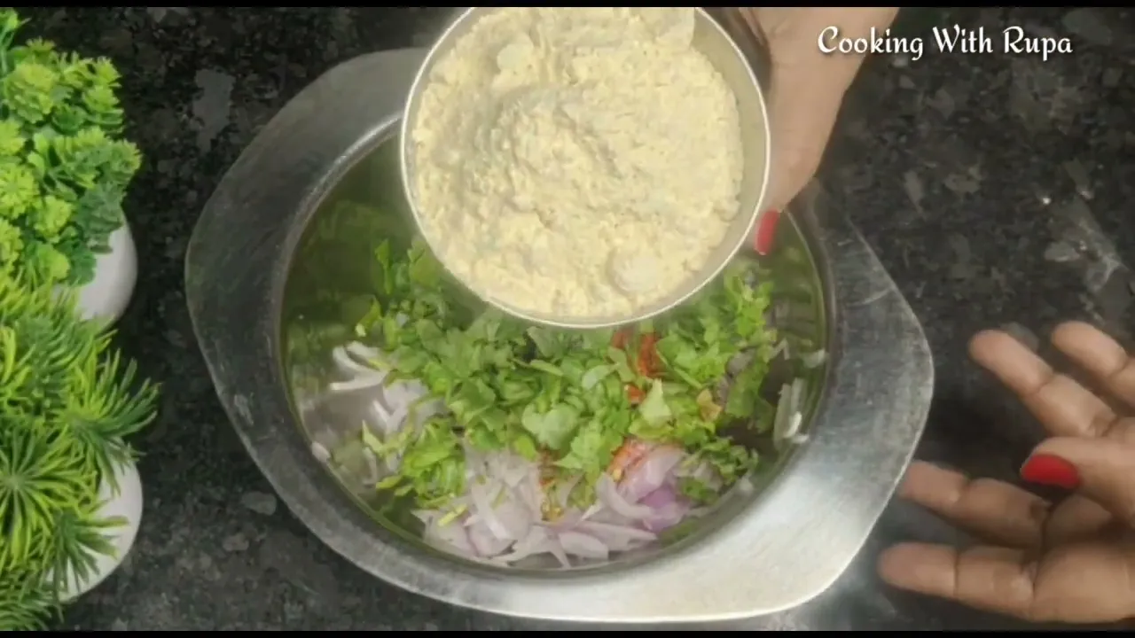 pyaz ke pakore   onion pakoda     /   Cooking with Rupa  