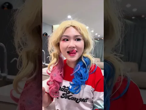 Why are so many people grabbing Harley Quinn's milk tea#Harley Quinn #joker
