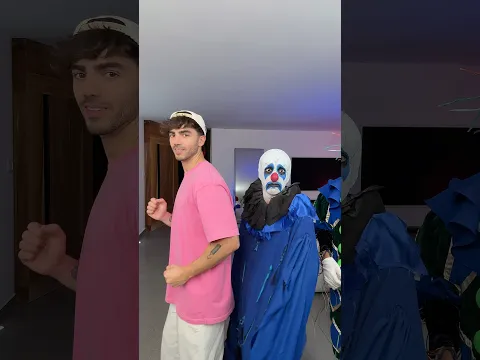 Fede baila con los payasos 🔥