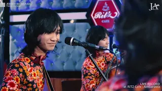 tkoes jembatan merah gesang 