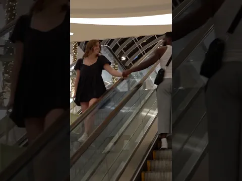 Escalator rizz on snow bunny #aura #rizz