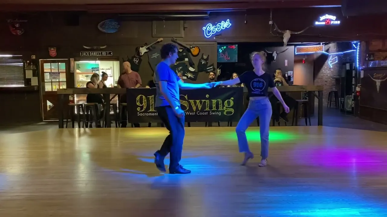 Aaron Silva & Maggie Moreno @ 916 Swing (9/13/22)