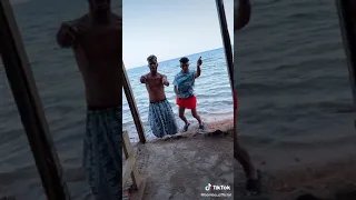 اه صحابى ياما بس انا على الدغرى وحيد 