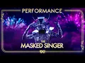 Lagu Fox Performs Katy Perry's 'Firework' (Full Performance) | Season 1 Ep.6 | The Masked Singer UK