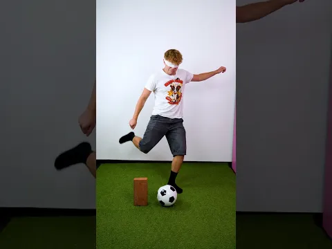 Nekopni do Špatného Míče!