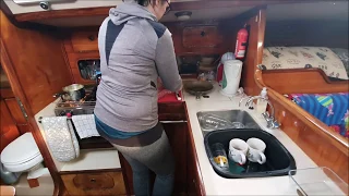 Sailboat tour of a Beneteau first 435