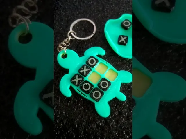 Tic Tac Toe Turtle Keychain video thumbnail