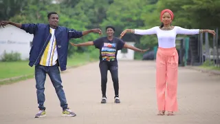 sabuwar waka sabon labari isah ayagi ft maryam kk latest hausa song original video 2020