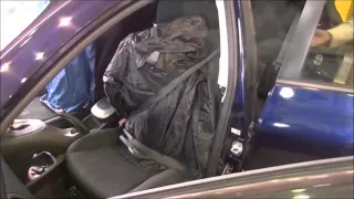 シートベルト作動実験 