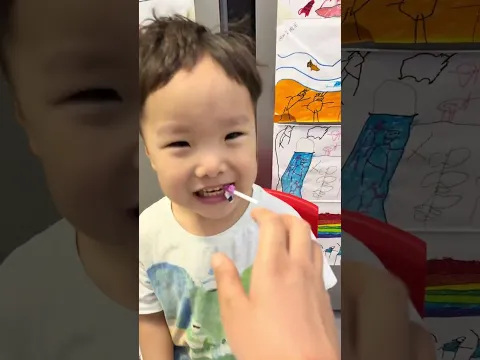 Hahaha, Dayang can actually do this... #KidsFunExpressions #CuteKidsEveryday #AdorableKidsHumor