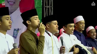 Download Best Tola'al Badru Gus Azmi Feat Ahkam Syubbanul Muslimin MP3