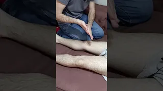AMAZING VERY RELAXING FRONT LEG MASSAGE THERAPY #asmr #massage #relax #relaxing #shortsvideo