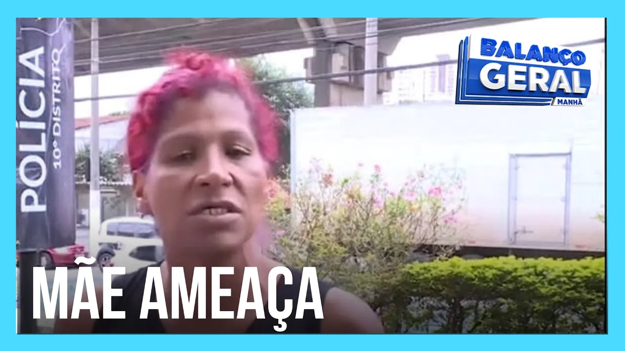 Mãe de aluno ameaça diretora de escola com faca em SP