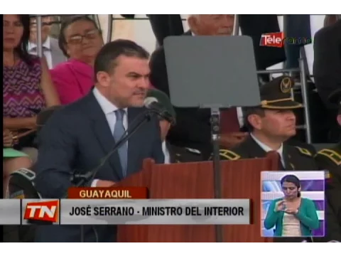 Realizan ceremonia de ascenso y graduación de policías