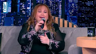 فاديا نجم تغني حلف القمر في لهون وبس دندنها
