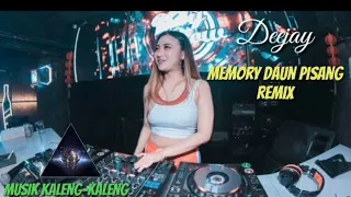 Download House Beat Funkot - Deejay Memory Daun Pisang Remix MP3