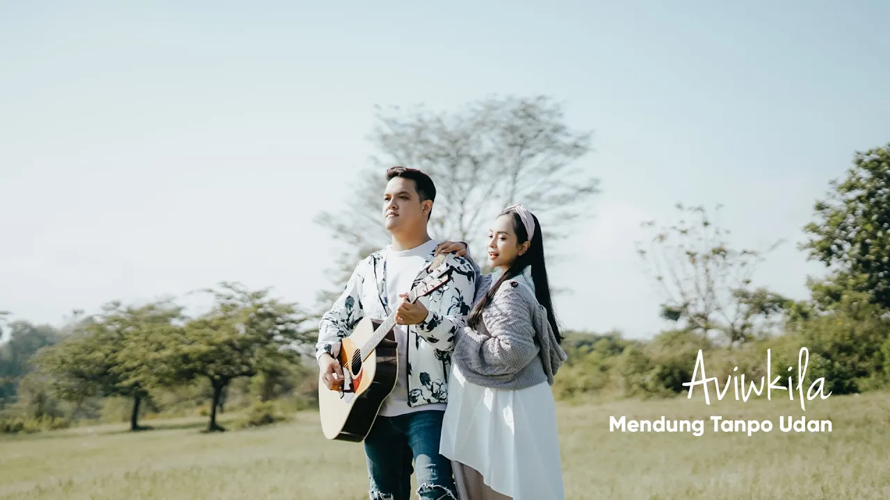 Mendung Tanpo Udan - Kukuh Prasetya Kudamai (Acoustic Cover by Aviwkila) Mendung Tanpo Udan - Kukuh Prasetya Kudamai (Acoustic Cover by Aviwkila)