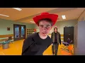 Download Lagu UniC - rondleiding door de school