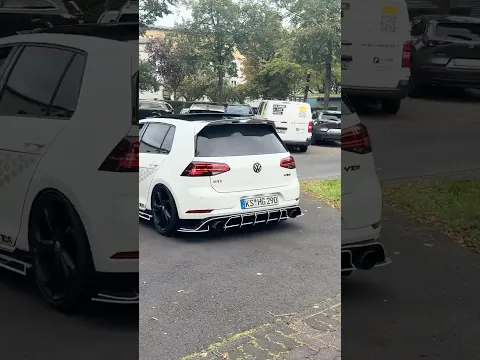 🗣️: „Your car isn’t deep enough bro“ Me: Ok bro. . . . . #dasauto #tcr #vw #volkswagen #gti